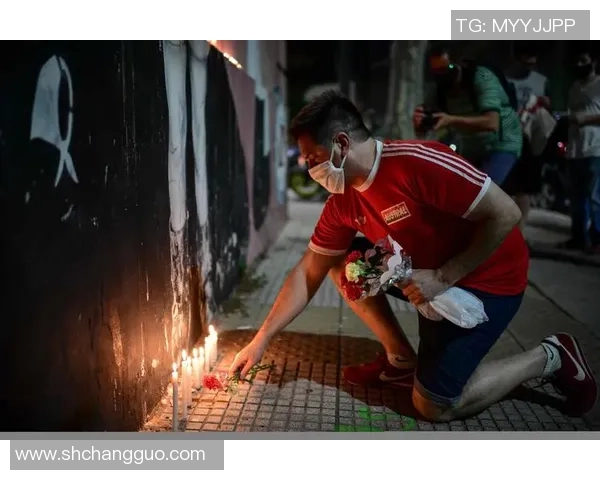 著名足球星不幸去世引发全球球迷深切哀悼与体育界广泛关注