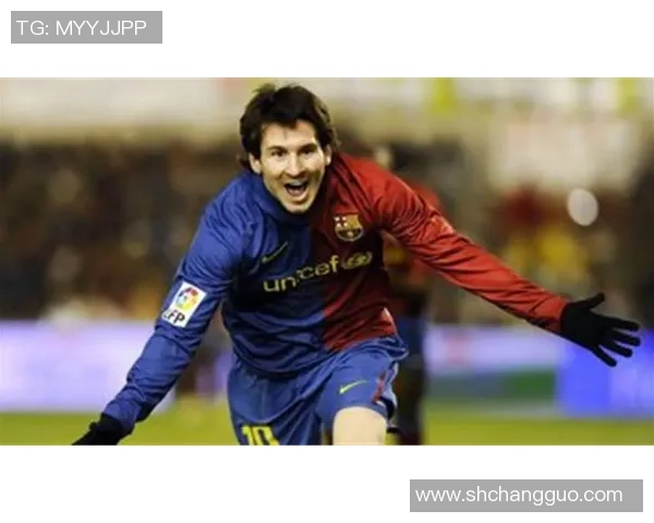 足球球星独特技术解析：从梅西的盘带到C罗的空中飞人技巧