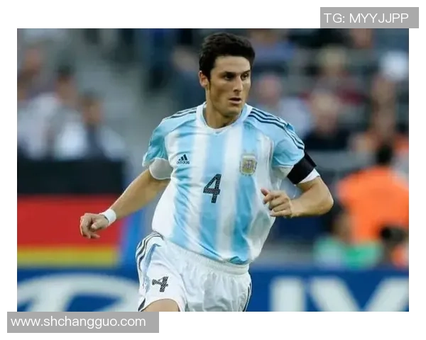 阿根廷足球传奇球星们的光辉历程与不朽足迹